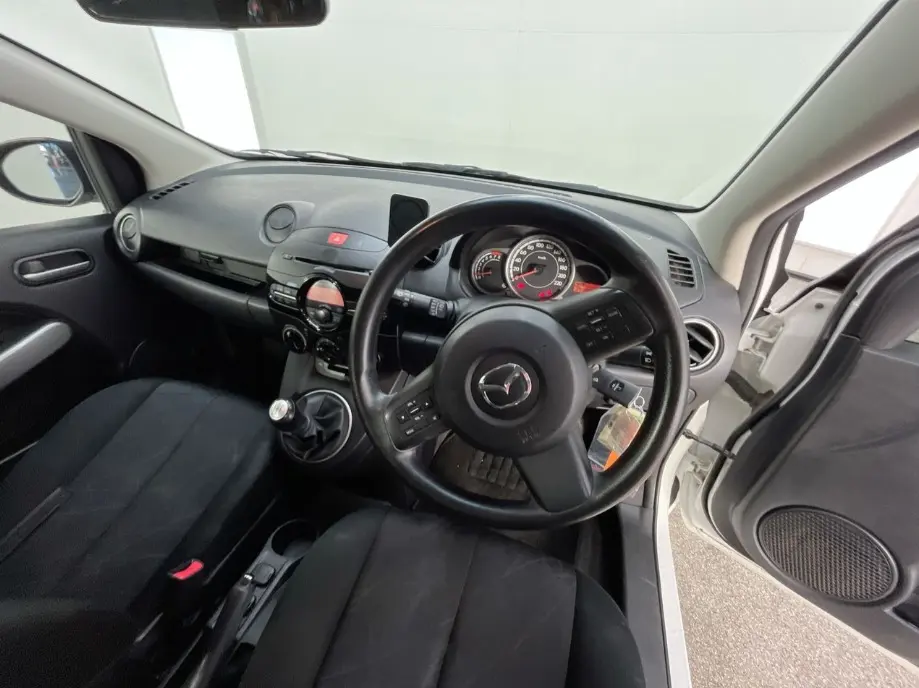 Mazda 2 White 4